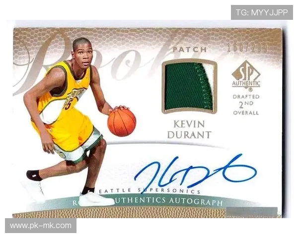 打造足球球星牌收藏热潮解密全球球员独特卡片价值与投资潜力